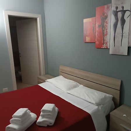 פארמה Hotel Ded 1 Checkin A Richiesta מראה חיצוני תמונה